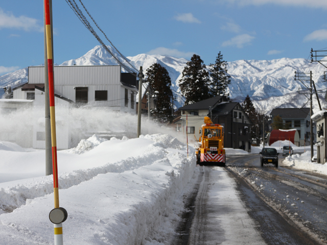 除雪車と妙高山