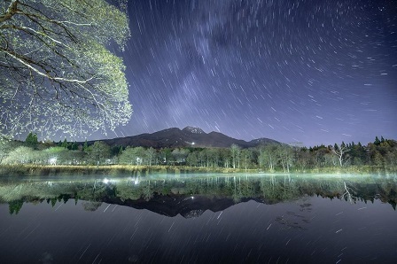 妙高山・いもり池・夜空.kman2109.jpg