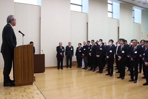 市長が1年を振り返り「市役所の仕事納め」で挨拶