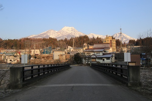 妙高山と田口