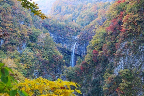 燕温泉 惣滝