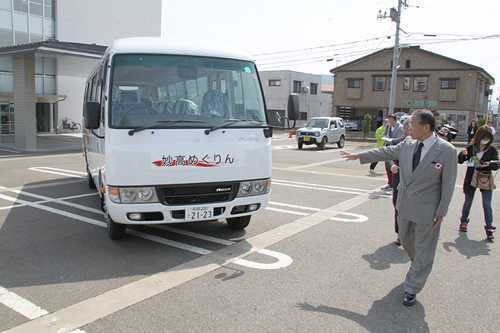 市営バスお披露目